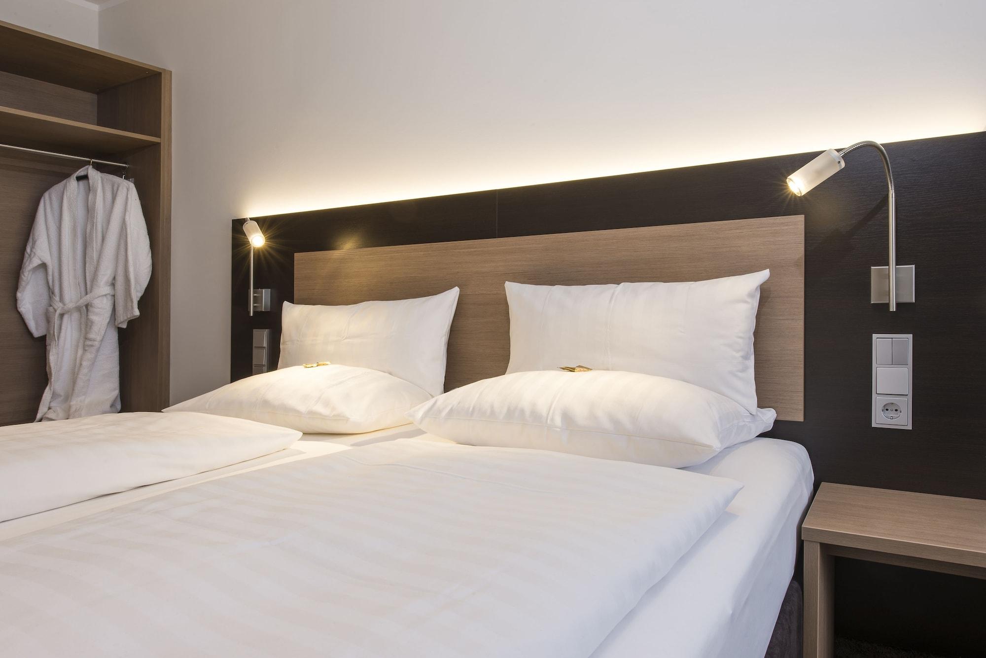 Astor & Aparthotel Κολωνία Εξωτερικό φωτογραφία