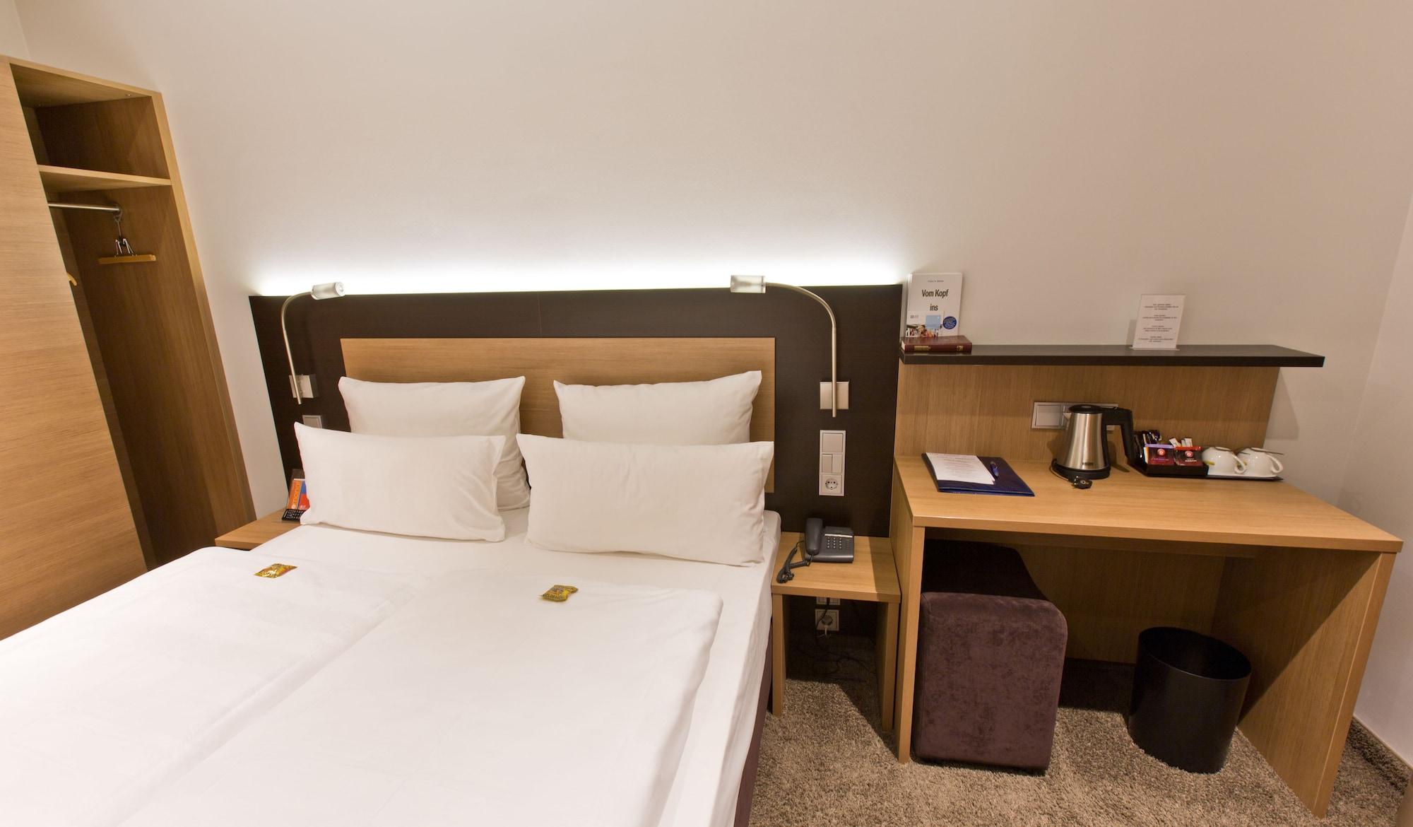 Astor & Aparthotel Κολωνία Εξωτερικό φωτογραφία