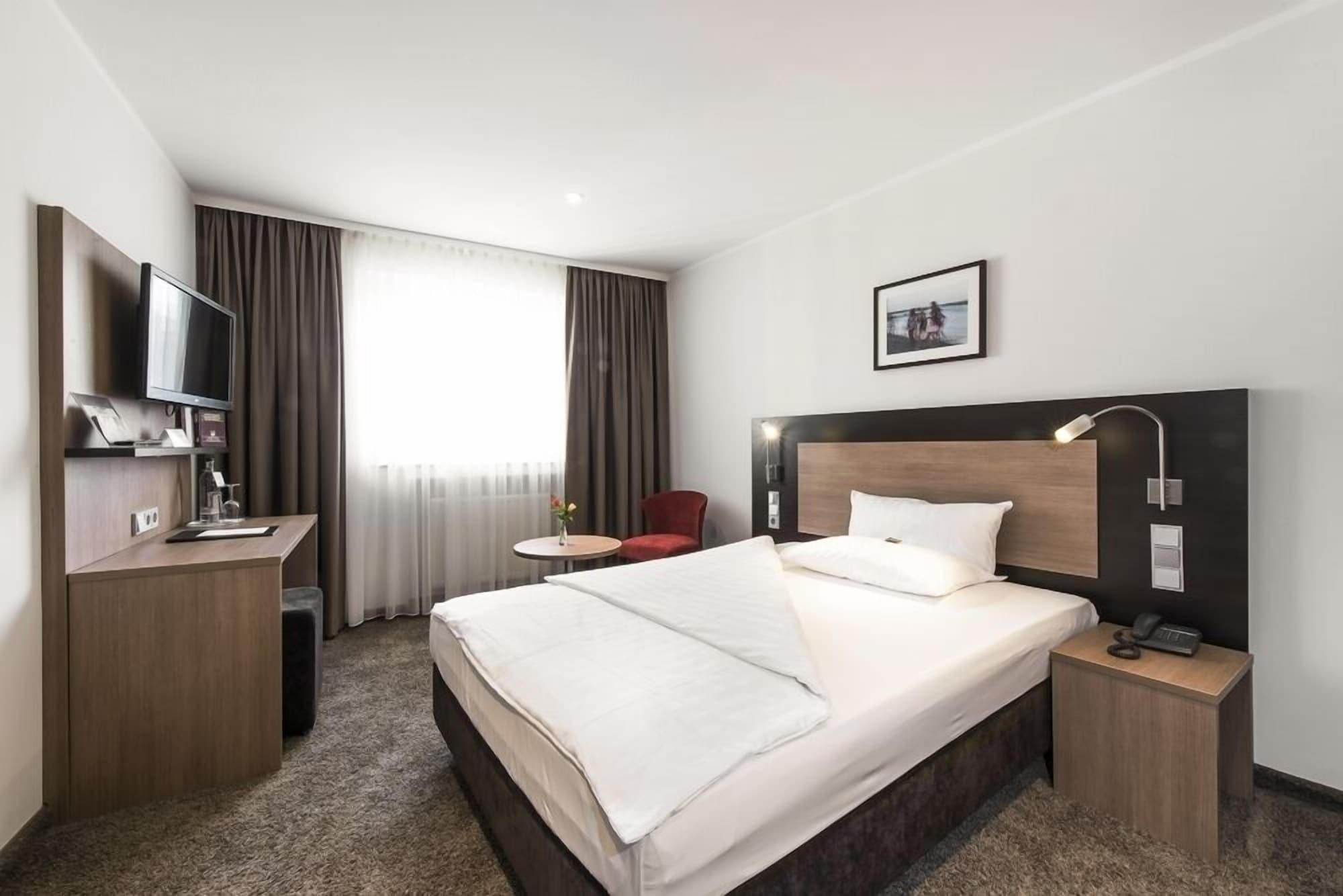 Astor & Aparthotel Κολωνία Εξωτερικό φωτογραφία