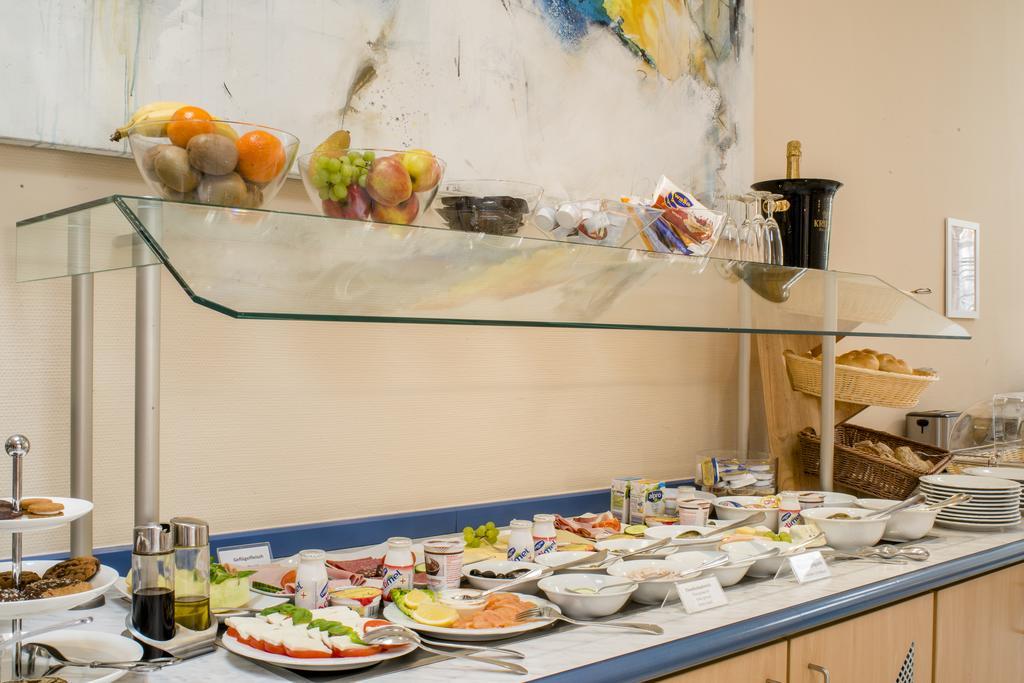 Astor & Aparthotel Κολωνία Εξωτερικό φωτογραφία