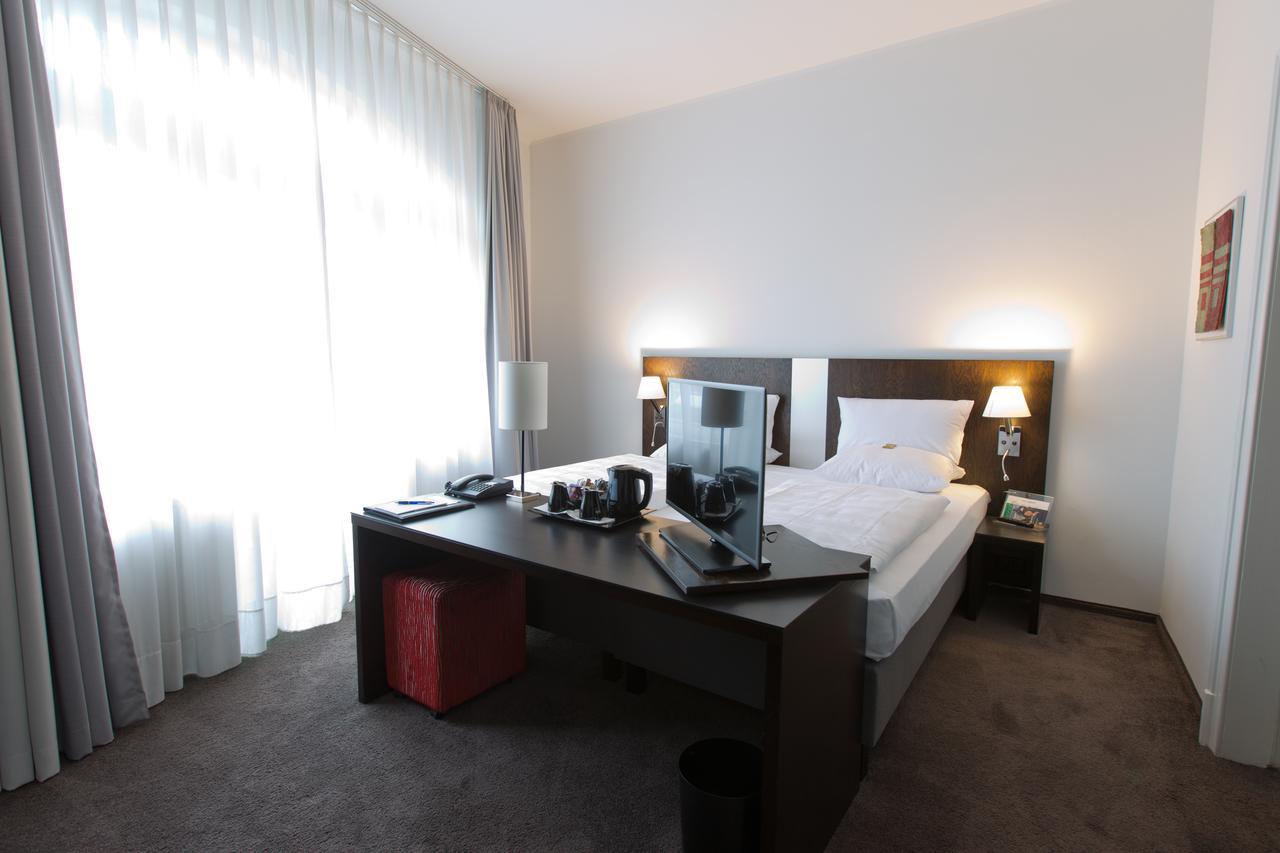 Astor & Aparthotel Κολωνία Εξωτερικό φωτογραφία
