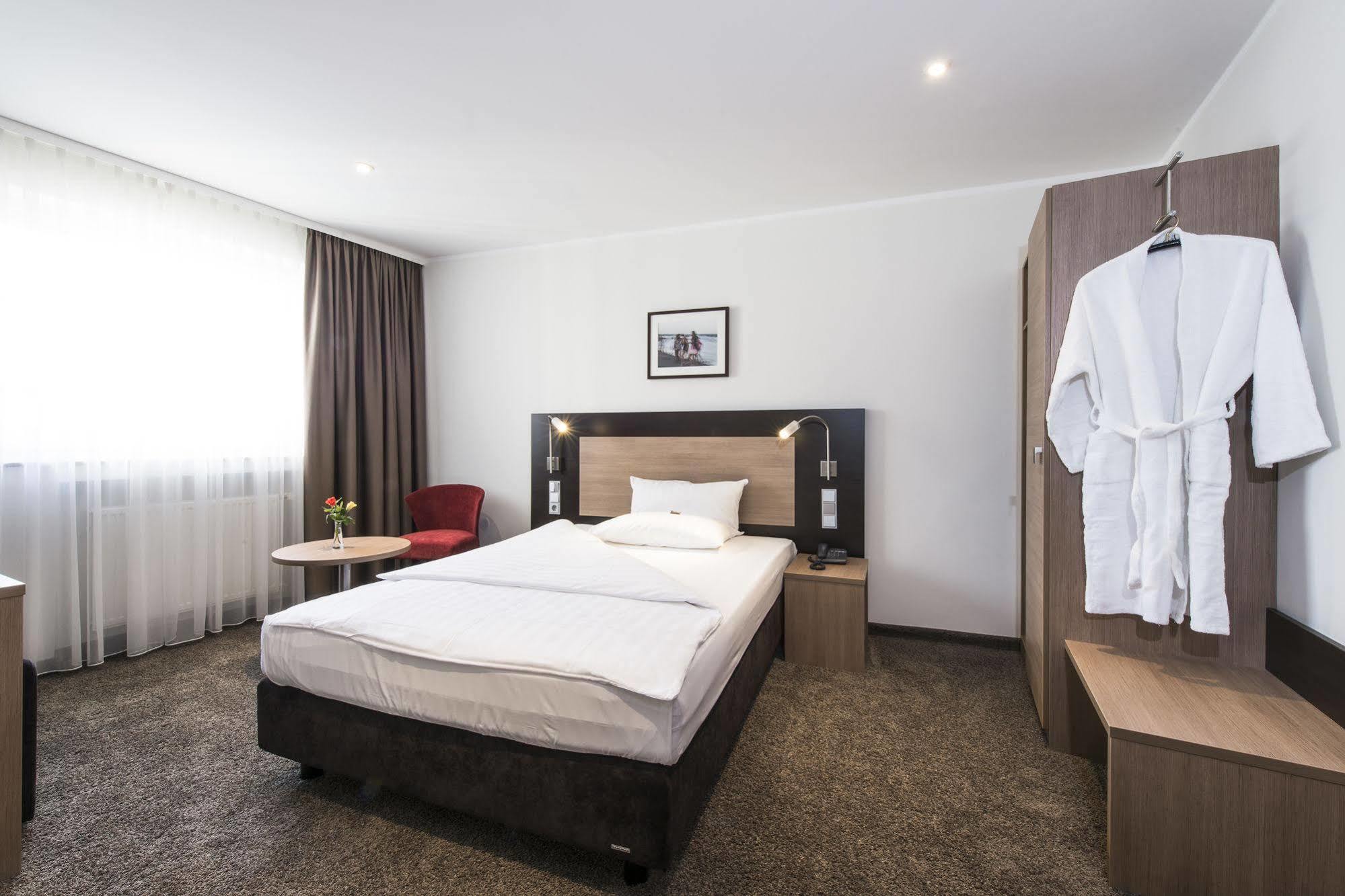 Astor & Aparthotel Κολωνία Εξωτερικό φωτογραφία