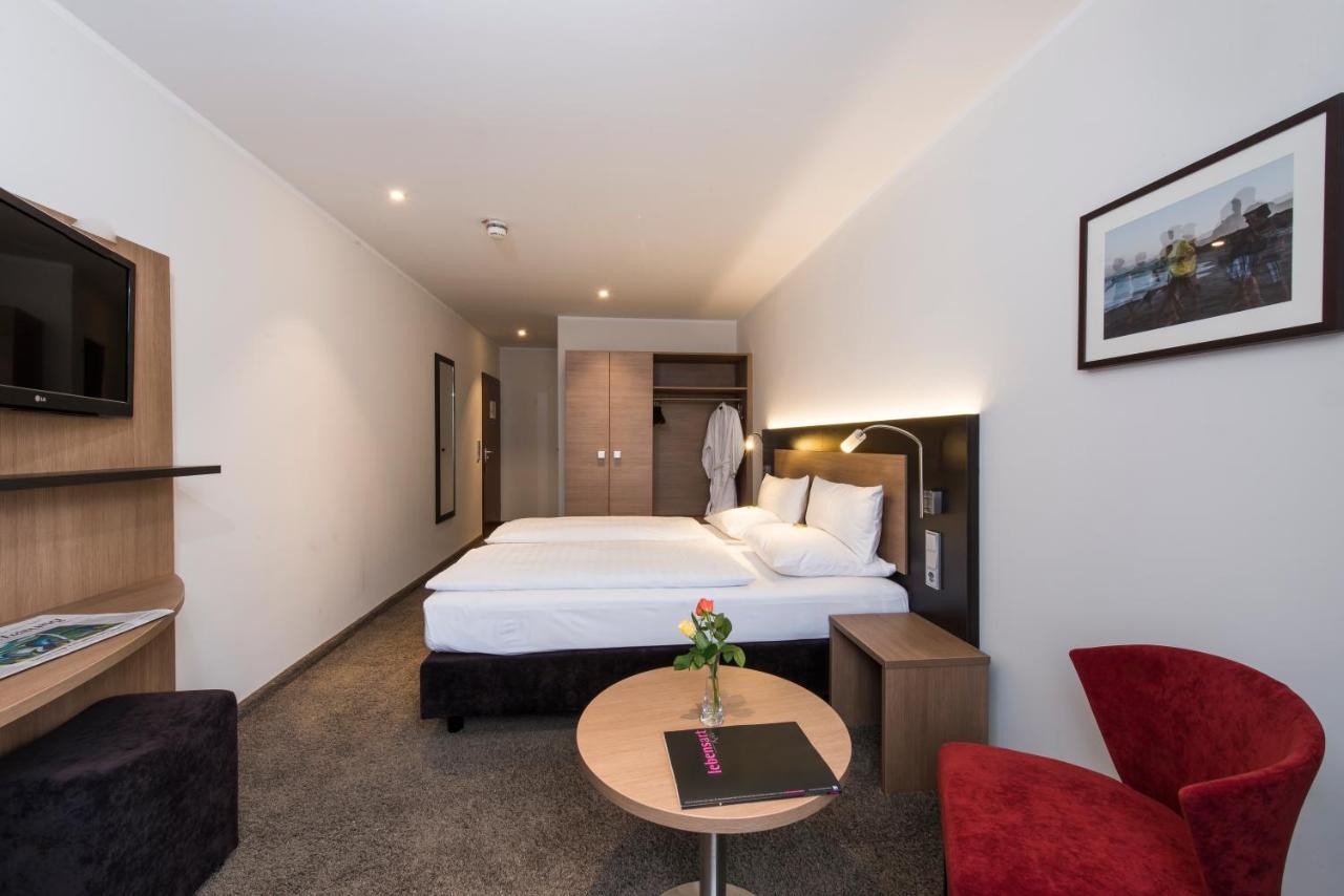 Astor & Aparthotel Κολωνία Εξωτερικό φωτογραφία